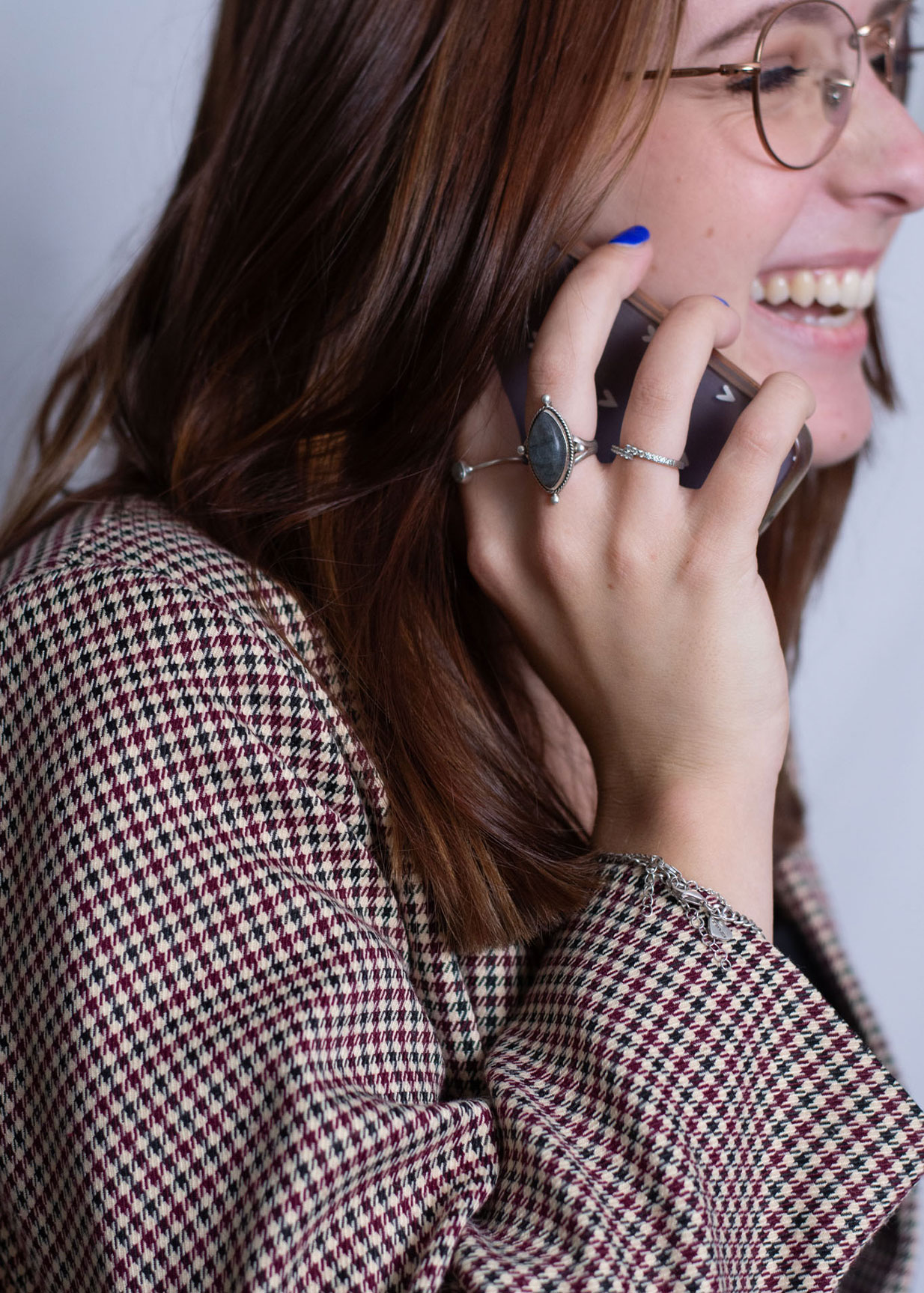 Aliëtte van der Horst, eigenaar van Studio Fiora, biedt branding en huisstijl ontwerp voor ondernemers in Nederland.